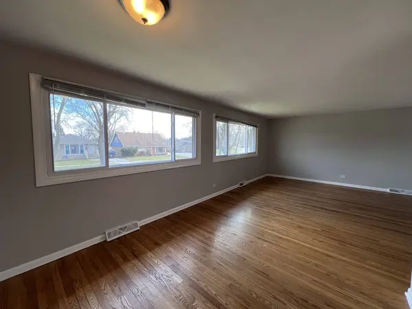 16924 Old Elm Drive, Country Club Hills, IL 60478