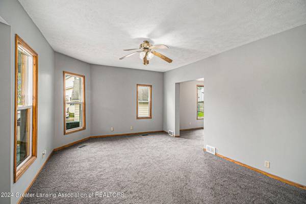 103 W Steel Street, St. Johns, MI 48879, St. Johns, MI 48879