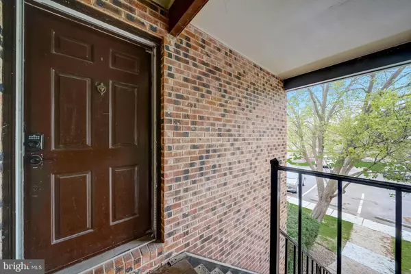 114-B BIRCHFIELD CT, Mount Laurel, NJ 08054