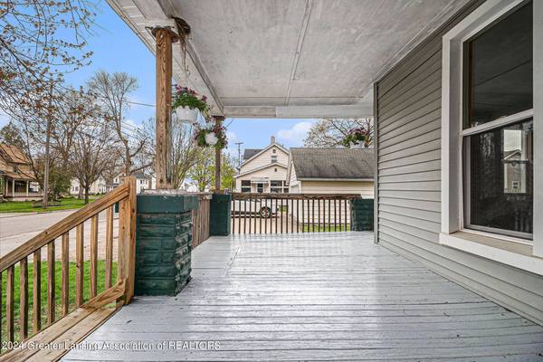 103 W Steel Street, St. Johns, MI 48879, St. Johns, MI 48879