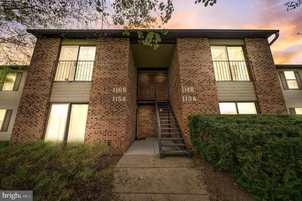 114-B BIRCHFIELD CT, Mount Laurel, NJ 08054