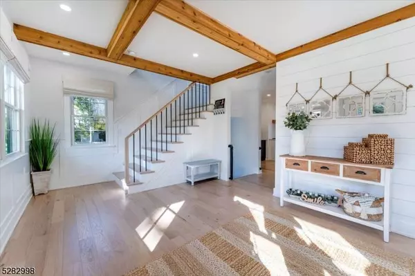 453 W Grove St, Westfield Town, NJ 07090