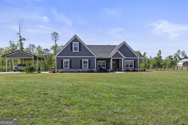 100 Red Fox TRL, Newnan, GA 30263