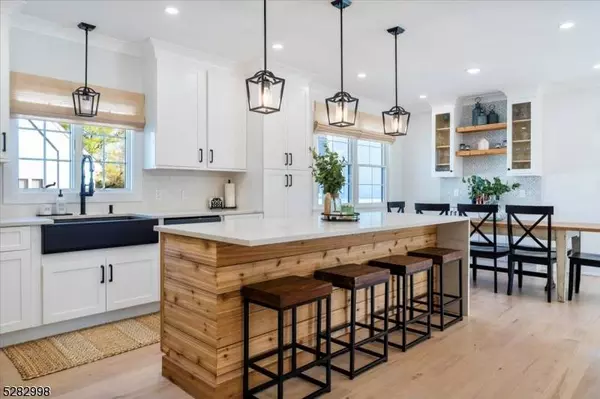 453 W Grove St, Westfield Town, NJ 07090