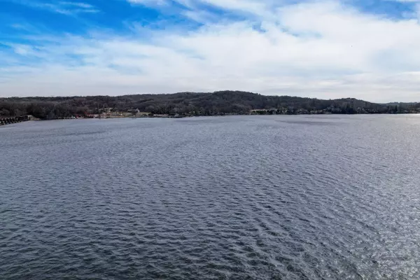 118 Palisade Court, Merrimac, WI 53561