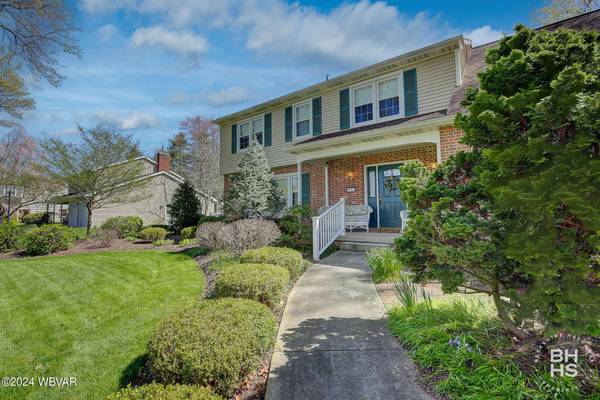1002 CANTERBURY RD, Williamsport, PA 17701
