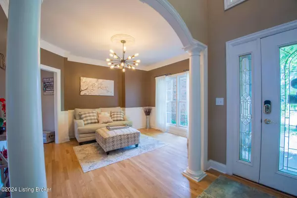 13423 Shady Creek Cir, Louisville, KY 40299