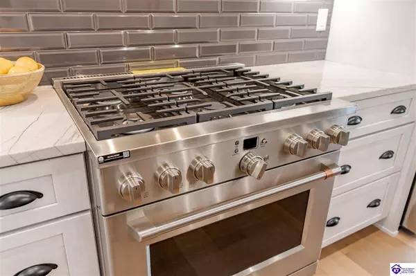 101 Bonfire Lane, Elizabethtown, KY 42701