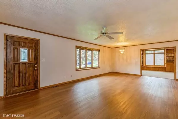 3717 E Ovid Avenue, Des Moines, IA 50317