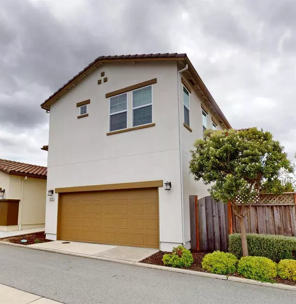2979 Abrams Drive, Out Of Area, CA 93933