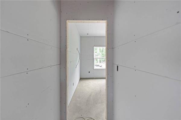 65 Water Oak TRL, Covington, GA 30014