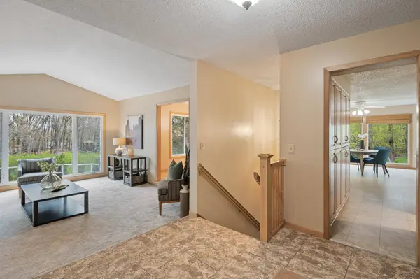 3040 Jewel LN N, Plymouth, MN 55447