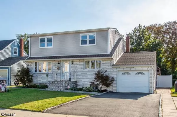 41 Springdale Ct, Clifton City, NJ 07013