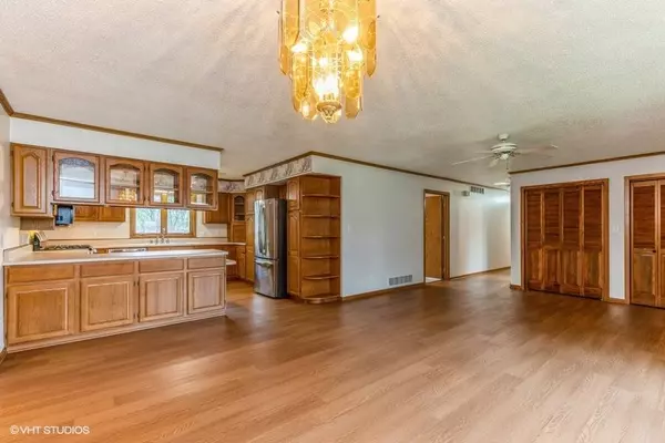 3717 E Ovid Avenue, Des Moines, IA 50317