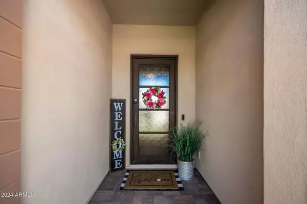 1511 E LYNX Way, Gilbert, AZ 85298