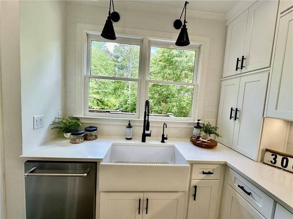 4725 Old Trail CT, Cumming, GA 30041