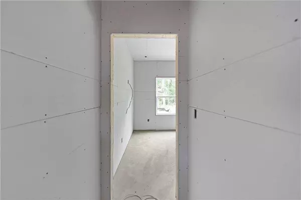 65 Water Oak TRL, Covington, GA 30014