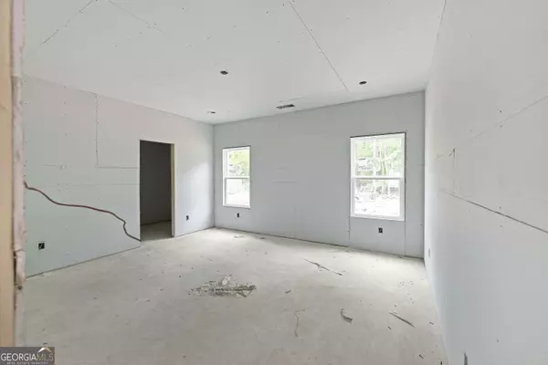 65 Water Oak TRL, Covington, GA 30014