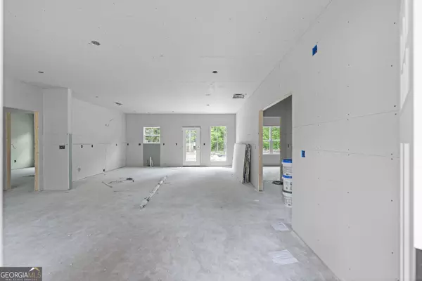 65 Water Oak TRL, Covington, GA 30014