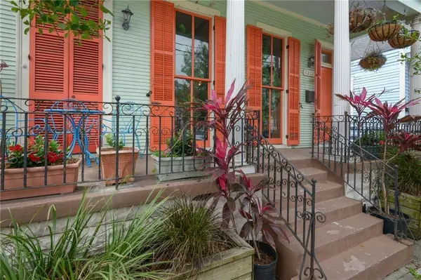 1212 MANDEVILLE ST, New Orleans, LA 70117