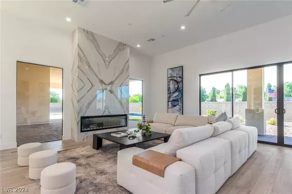 7082 Maverick Street, Las Vegas, NV 89131