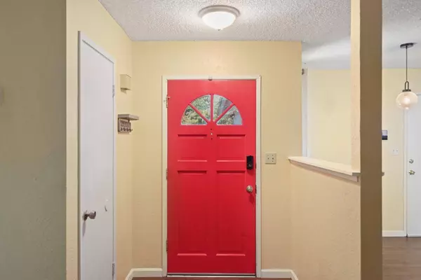 948 Harvard Avenue, Clovis, CA 93612