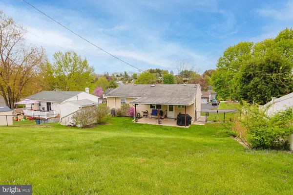 2629 SEIP AVE, Easton, PA 18045