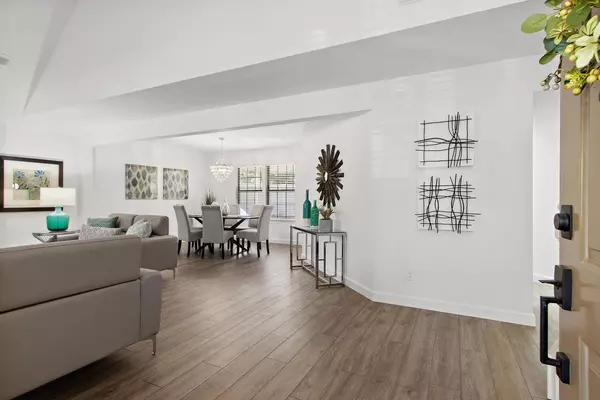 1101 Rio Cidade WAY, Sacramento, CA 95831