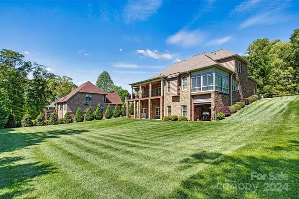 115 Wexford PT, Hickory, NC 28601