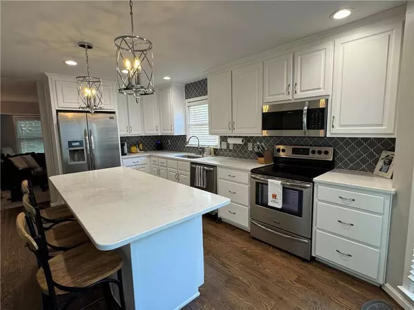 1061 Capital Club CIR NE, Brookhaven, GA 30319