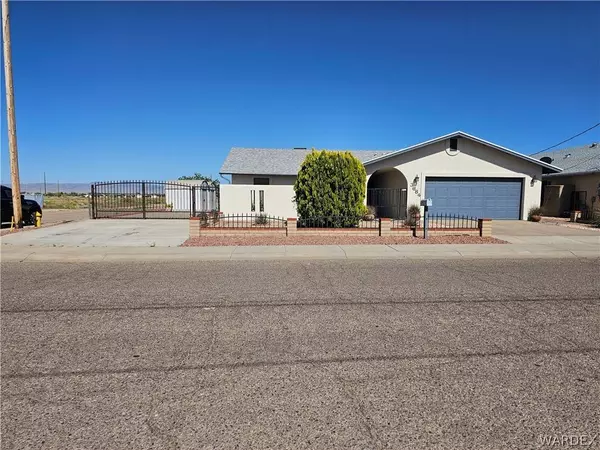 3684 N Roosevelt ST, Kingman, AZ 86409