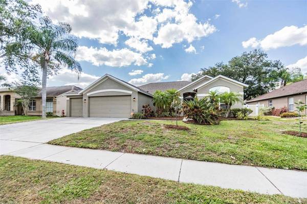 4016 LITHIA RIDGE BLVD, Valrico, FL 33596