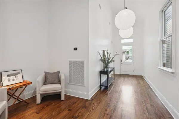 725 9TH ST, New Orleans, LA 70115