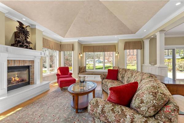 309 S Lakeshore Drive, Holland, MI 49424