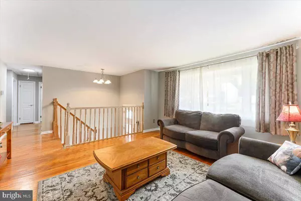 26 WILLIAMS DR, Aston, PA 19014