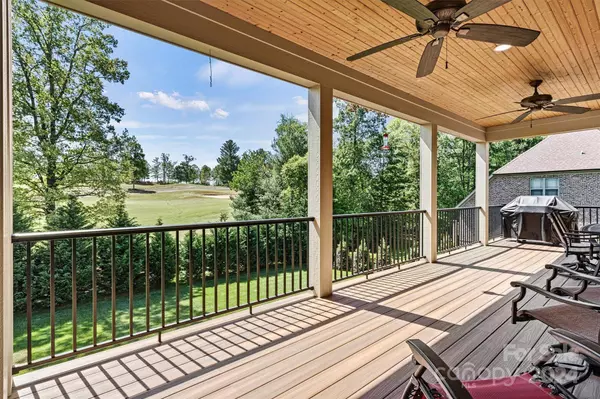 115 Wexford PT, Hickory, NC 28601