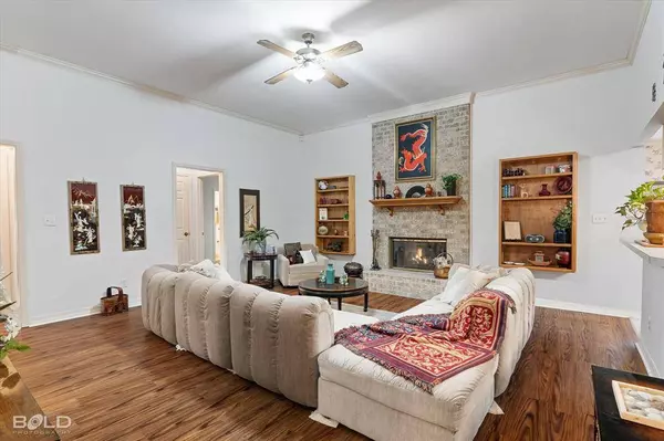 307 Brownlee Circle, Bossier City, LA 71111