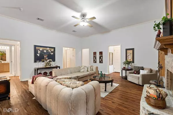 307 Brownlee Circle, Bossier City, LA 71111