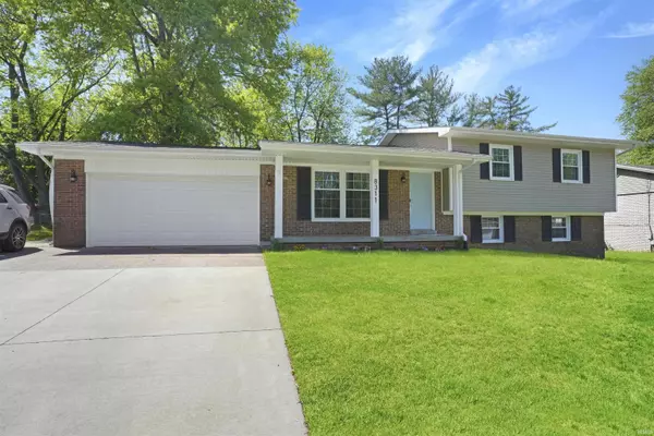 8311 Outer Lincoln Avenue, Newburgh, IN 47630