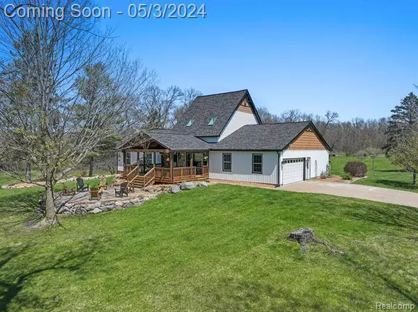 7291 Cedar Lake Road, Pinckney, MI 48169