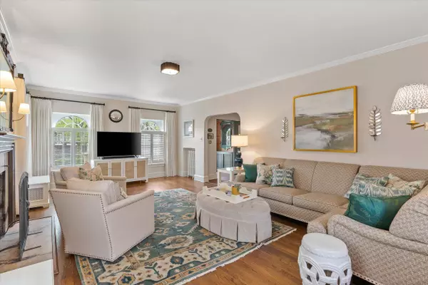 5723 N Shore, Whitefish Bay, WI 53217