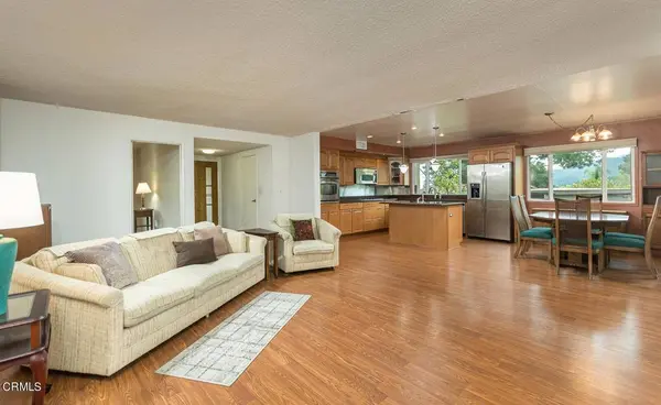 3820 4th AVE, La Crescenta, CA 91214