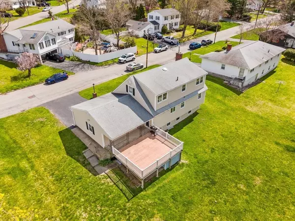 30 Boornazian Rd, Methuen, MA 01844