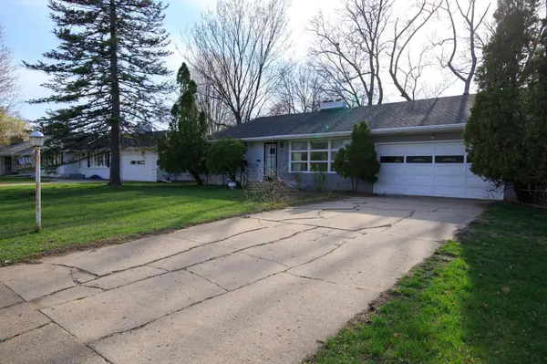 6008 Zenith AVE S, Edina, MN 55410