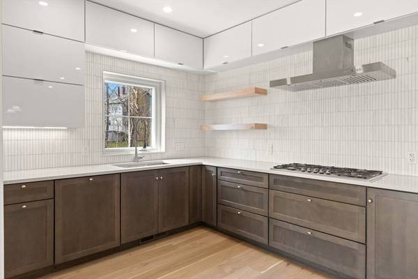 18 Starknaught Heights #A, Gloucester, MA 01930