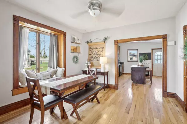 303 W Main Street, Waunakee, WI 53597