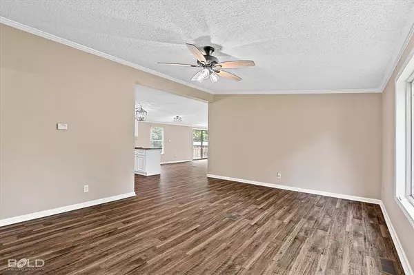 8721 Buncombe Road, Shreveport, LA 71129