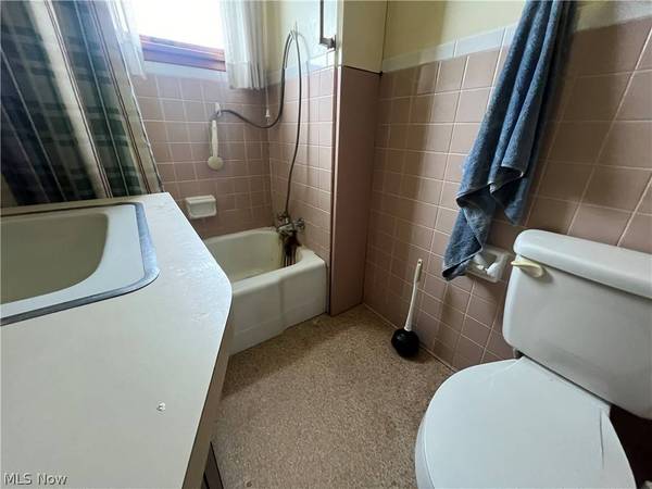 226 Main ST, Tiltonsville, OH 43963