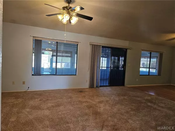 3684 N Roosevelt ST, Kingman, AZ 86409