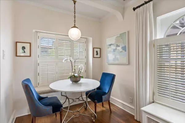 5723 N Shore, Whitefish Bay, WI 53217